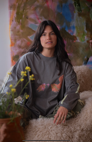 Kate Eliza Levitate L/S tee